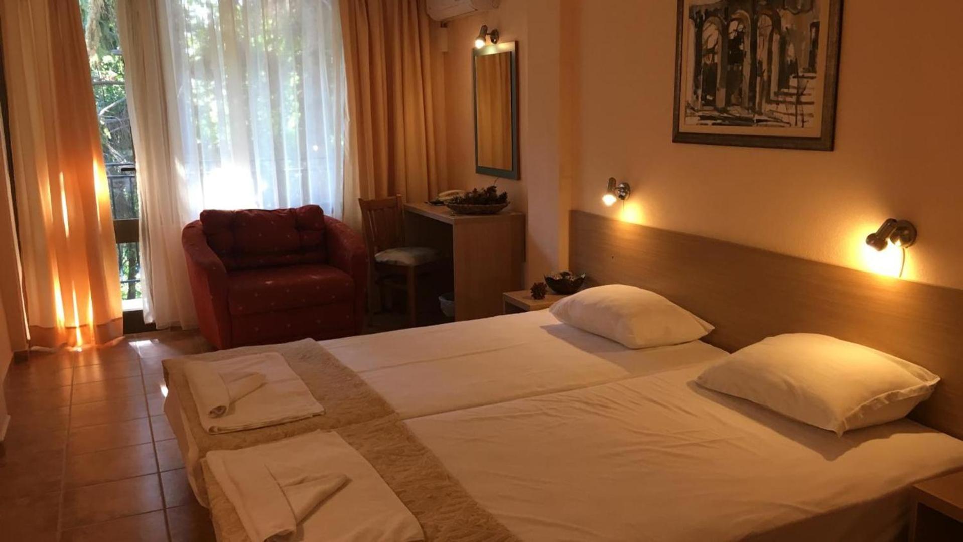 Park Hotel Briz Goldstrand Exterior foto