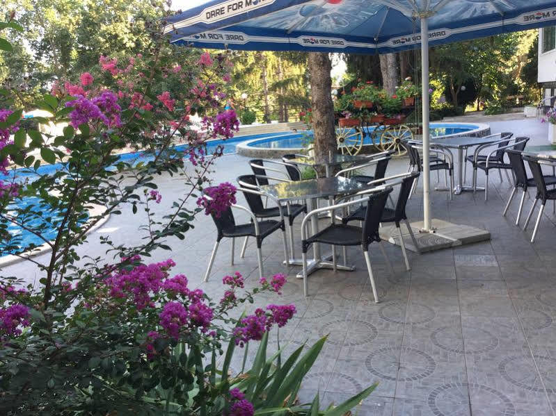 Park Hotel Briz Goldstrand Exterior foto